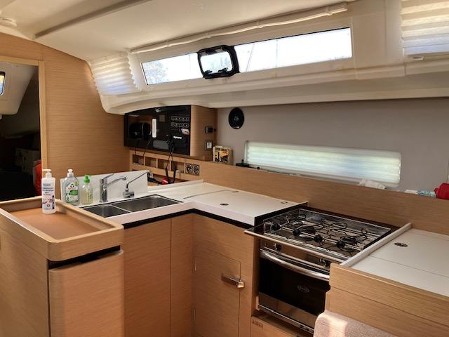 slider 20 Jeanneau Sun Odyssey 410